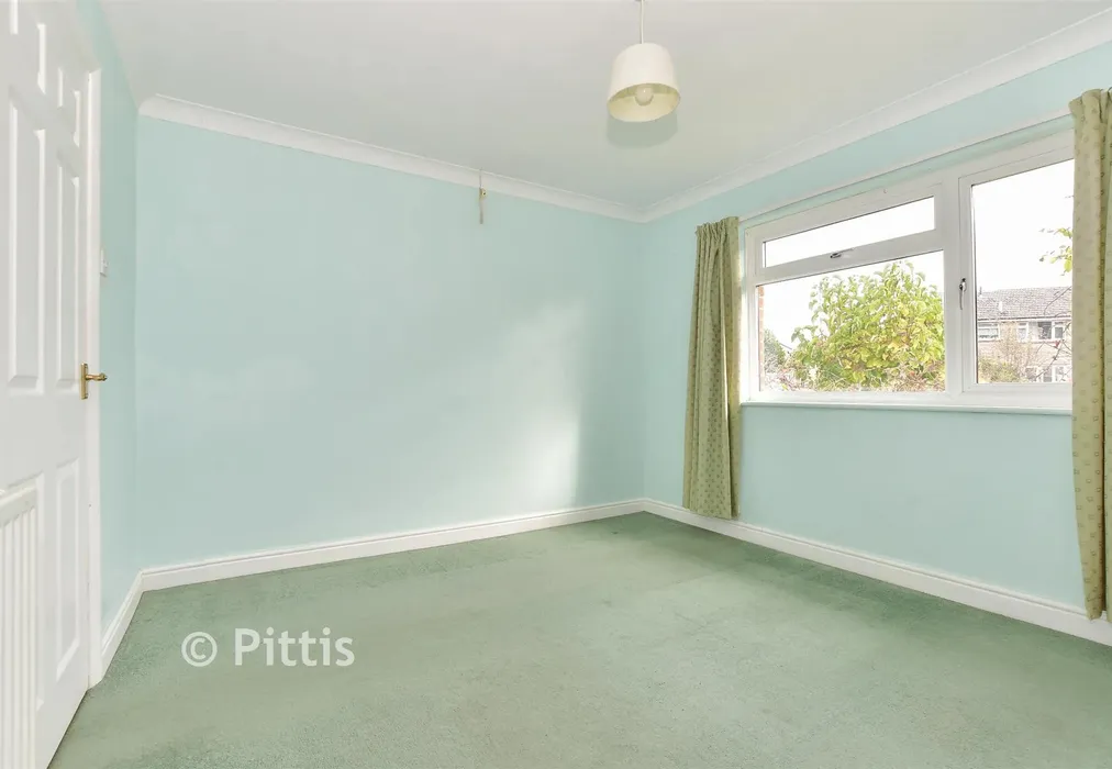 Bedroom 2 - Newport Road, Ventnor, Isle of Wight - Wards of Kent