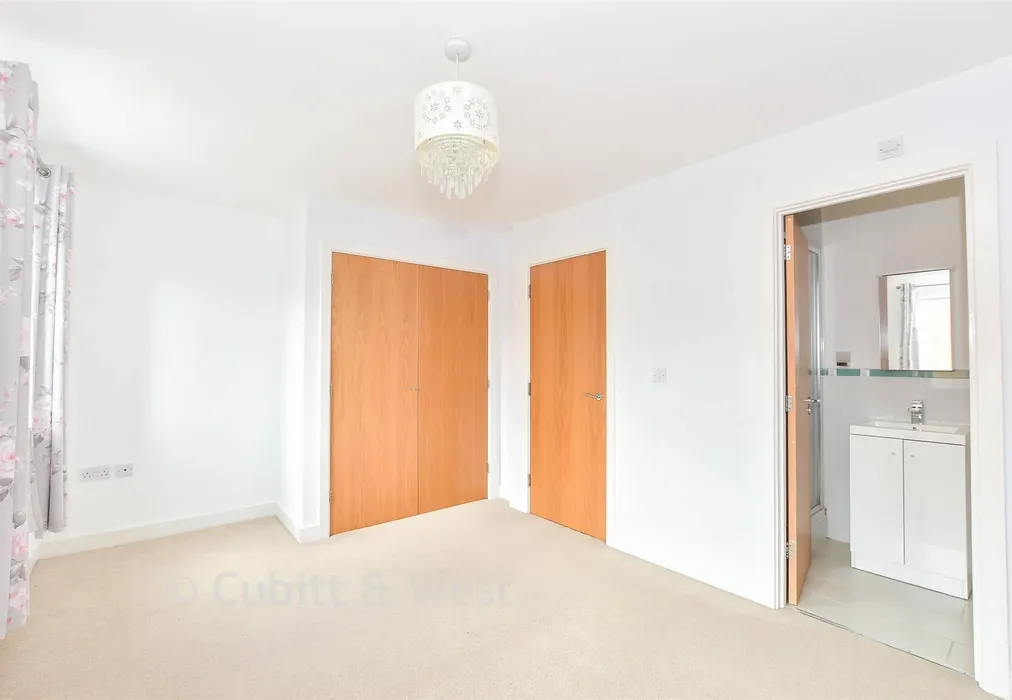 Bedroom 1 - Goodworth Road, Redhill, Surrey - Wards of Kent