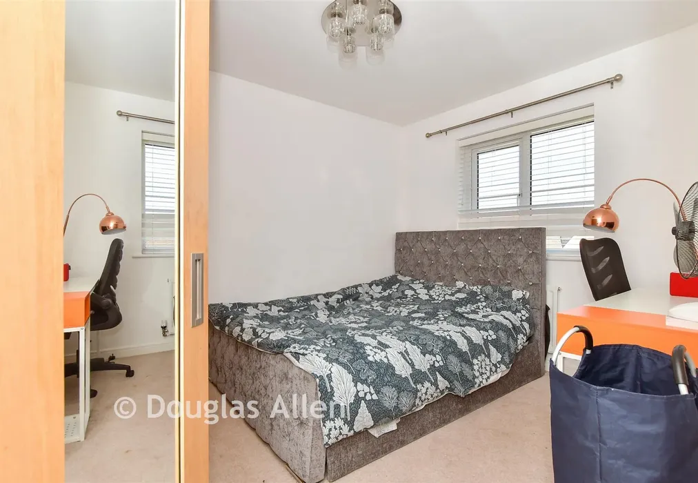 Bedroom 2 - Rosen Crescent, Brentwood, Essex - Wards of Kent