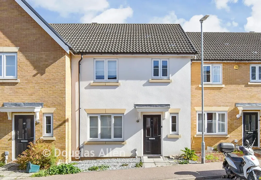 External (Web) - Rosen Crescent, Brentwood, Essex - Wards of Kent