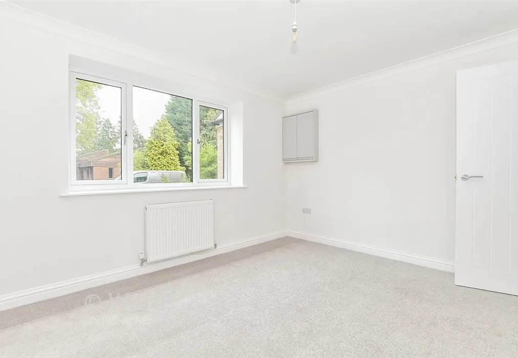 Study - Great Elms, Hadlow, Tonbridge, Kent - Wards of Kent