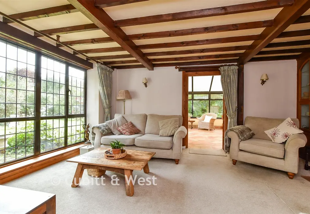 Lounge - Town Littleworth, Cooksbridge, Lewes, East Sussex - Wards of Kent
