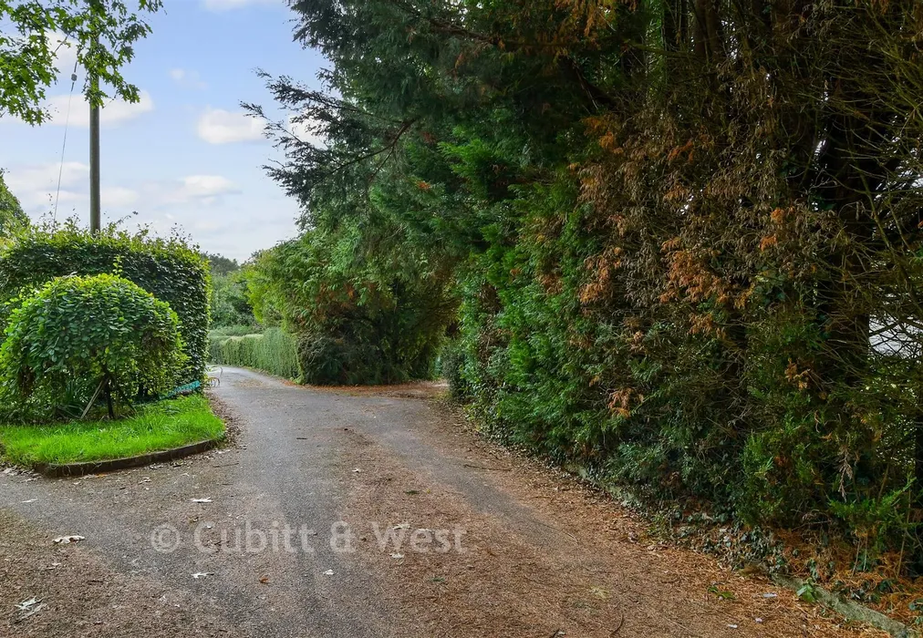 External Feature - Town Littleworth, Cooksbridge, Lewes, East Sussex - Wards of Kent