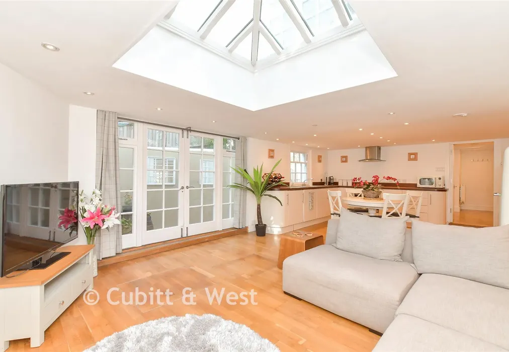 Lounge/ Kitchen/Diner - Surrey Street, Arundel, West Sussex - Wards of Kent