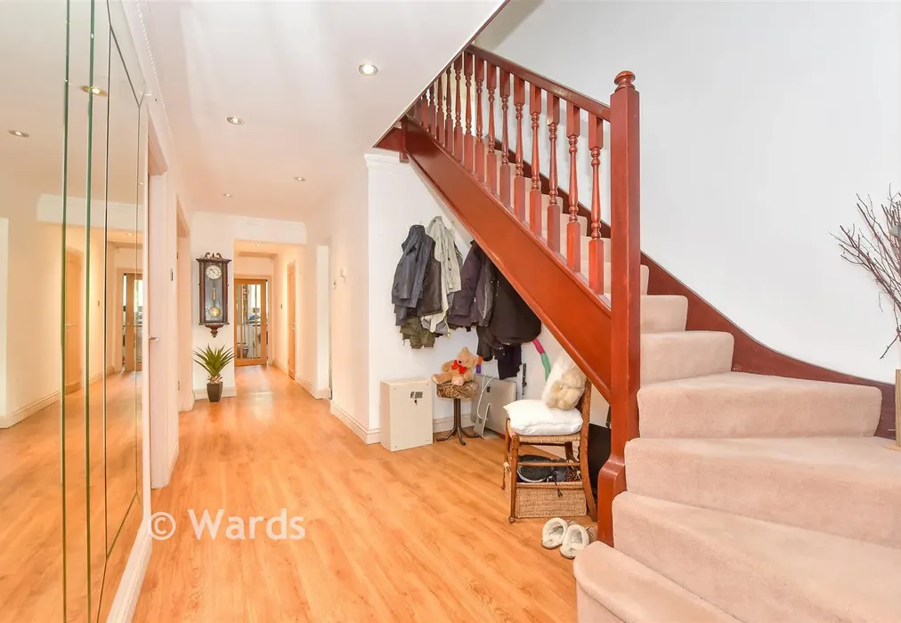 Hallway - Canterbury Road, Challock, Ashford, Kent - Wards of Kent