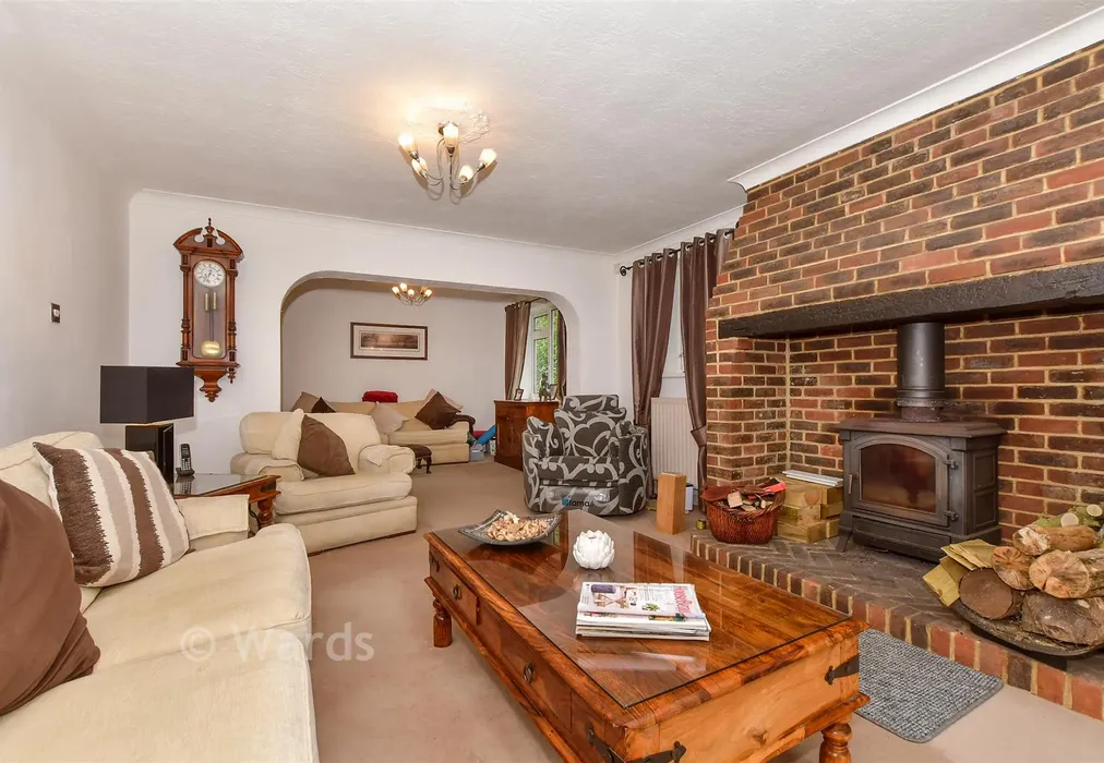 Lounge - Canterbury Road, Challock, Ashford, Kent - Wards of Kent