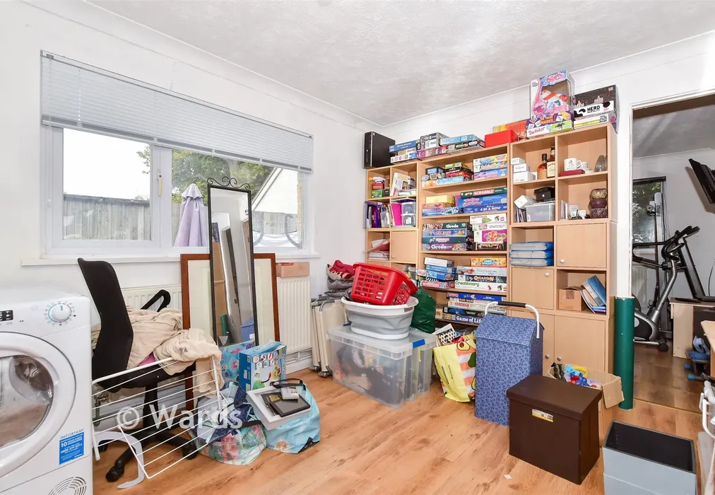 Family Room - Sutton Road, Maidstone, Kent - Wards of Kent