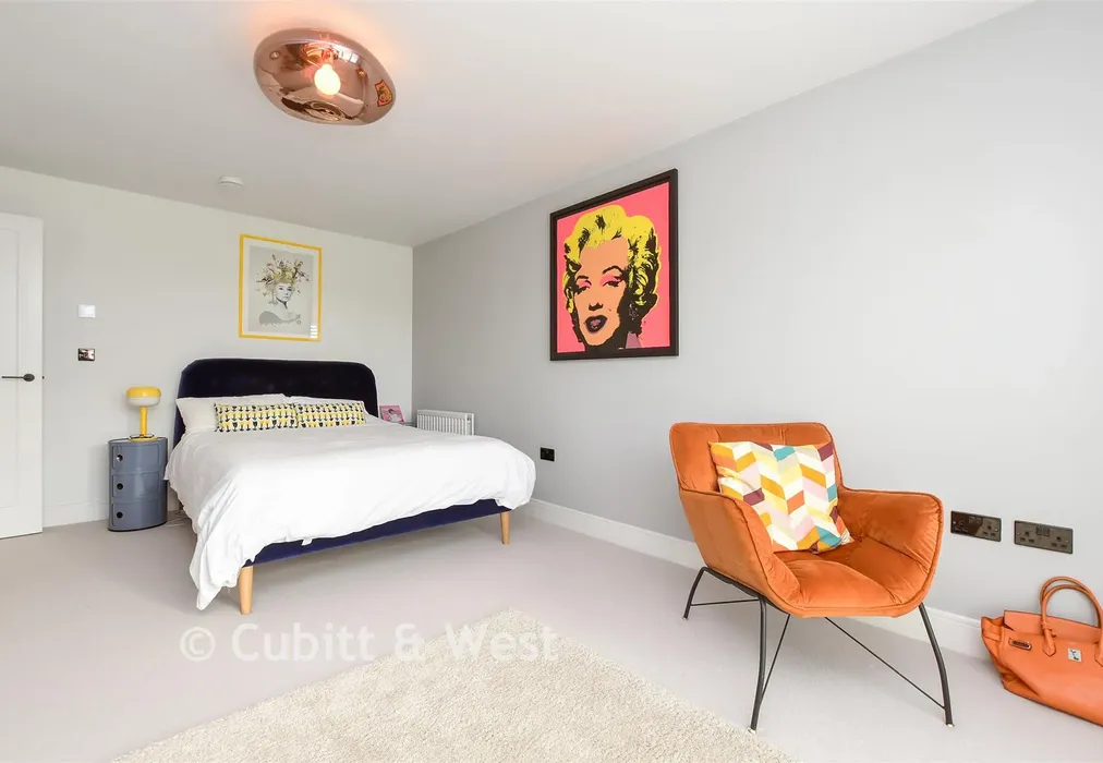 Bedroom 3 - Songhurst Gardens, Pease Pottage, Crawley, West Sussex - Wards of Kent