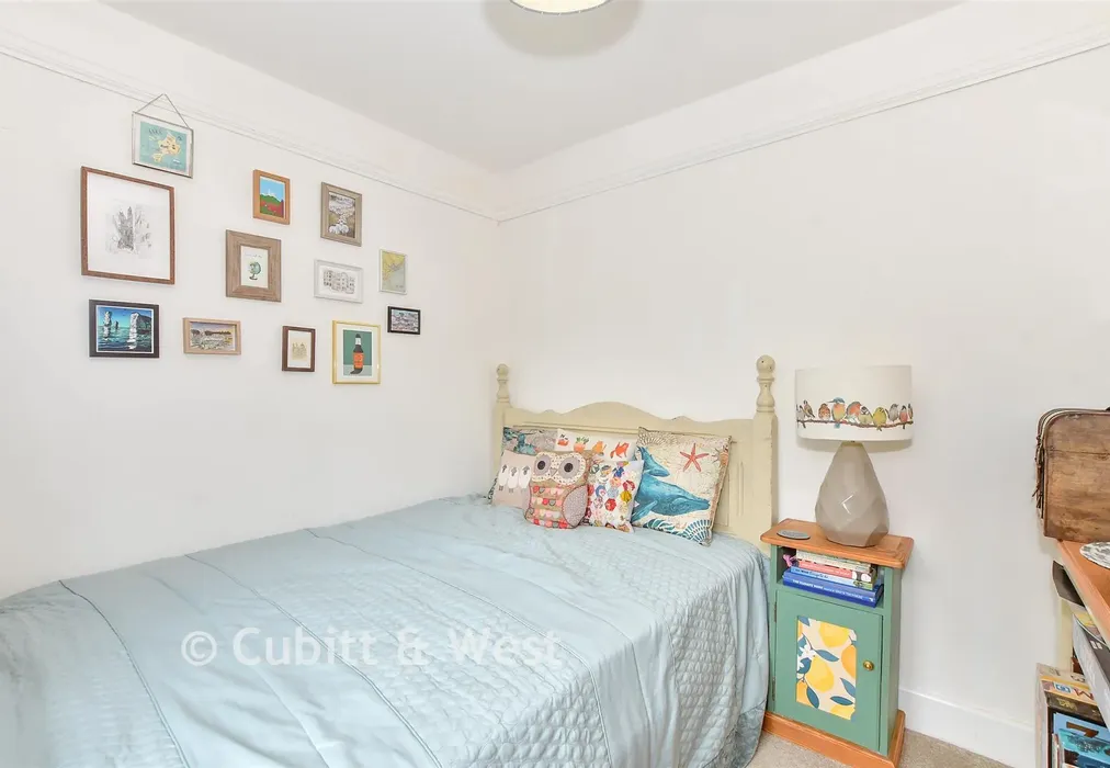 Bedroom 2 - Hearn Close, Tangmere, Chichester, West Sussex - Wards of Kent
