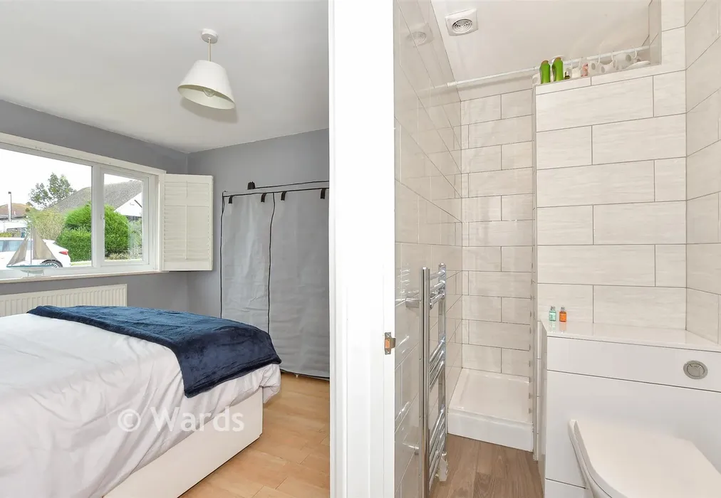 En-Suite - Shamrock Avenue, Whitstable, Kent - Wards of Kent