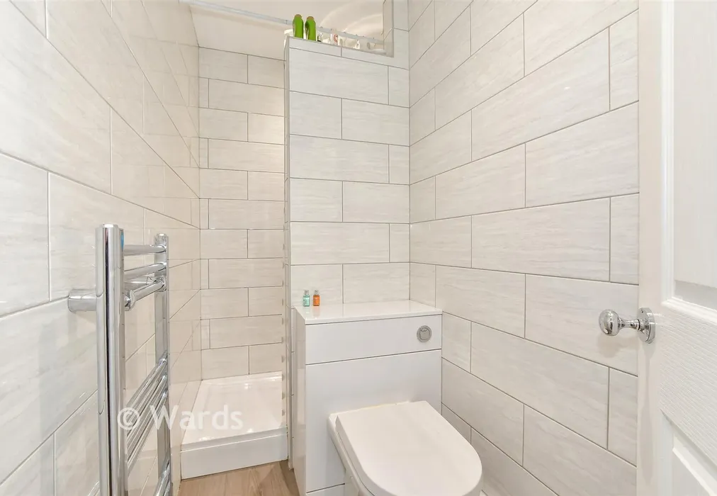 En-Suite - Shamrock Avenue, Whitstable, Kent - Wards of Kent