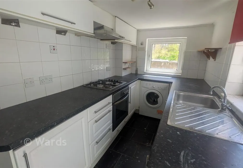 Kitchen - Clarendon Street, Dover, Kent - Wards of Kent