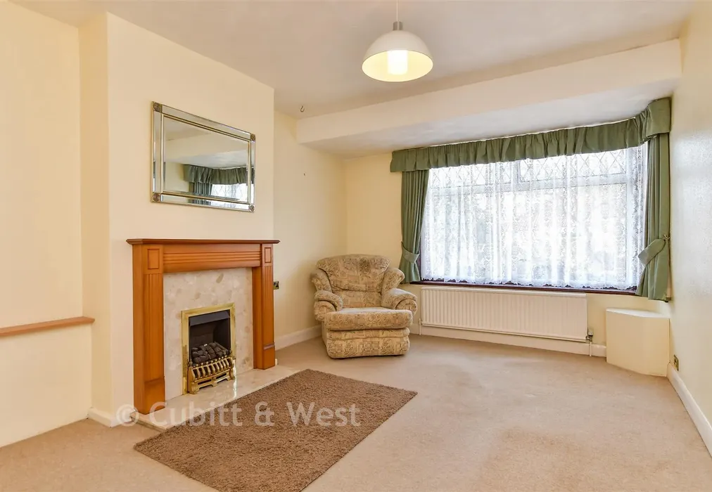 Lounge - Thornhill Avenue, Brighton, East Sussex - Wards of Kent