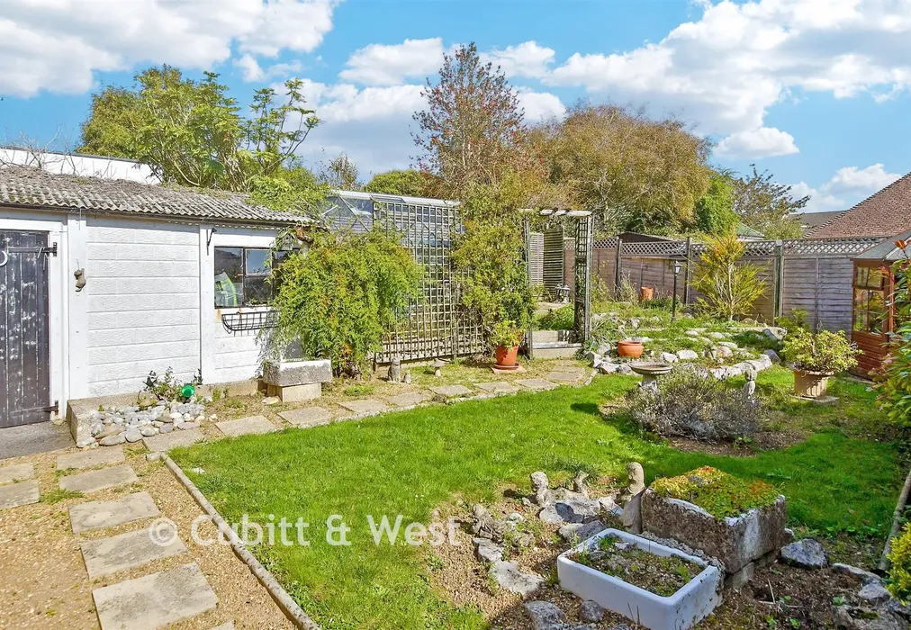 Rear Garden - Thornhill Avenue, Brighton, East Sussex - Wards of Kent