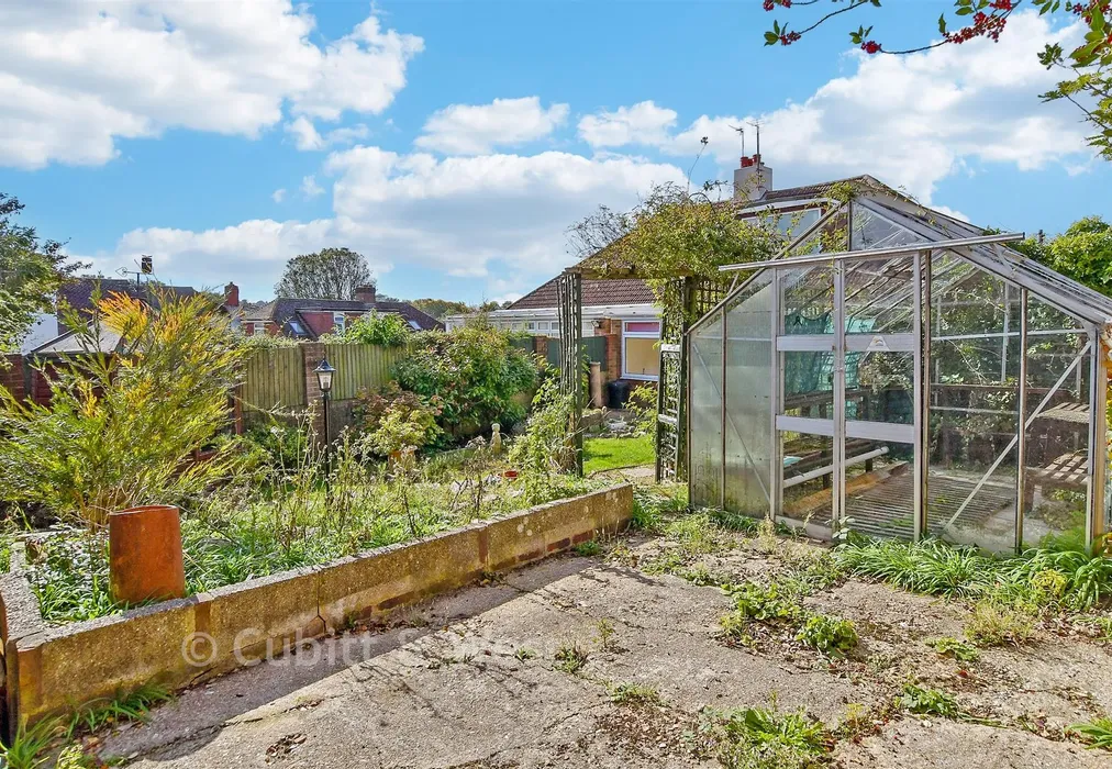 Rear Garden - Thornhill Avenue, Brighton, East Sussex - Wards of Kent