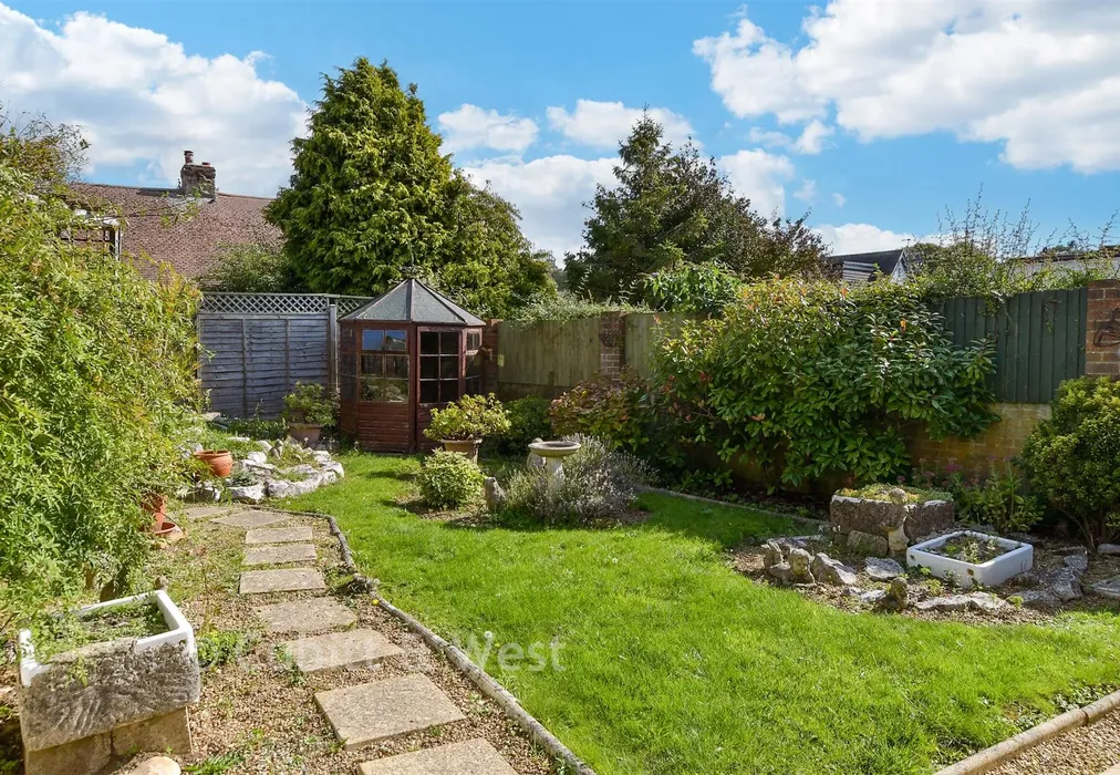 Rear Garden - Thornhill Avenue, Brighton, East Sussex - Wards of Kent