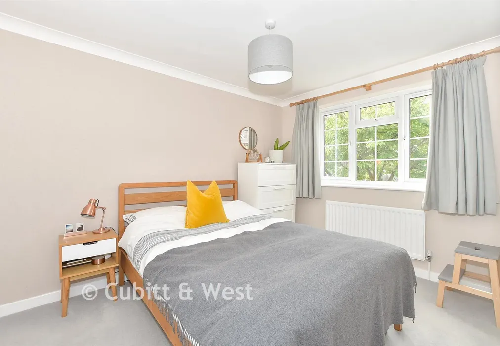 Bedroom 1 - New England Road, Haywards Heath, West Sussex - Wards of Kent