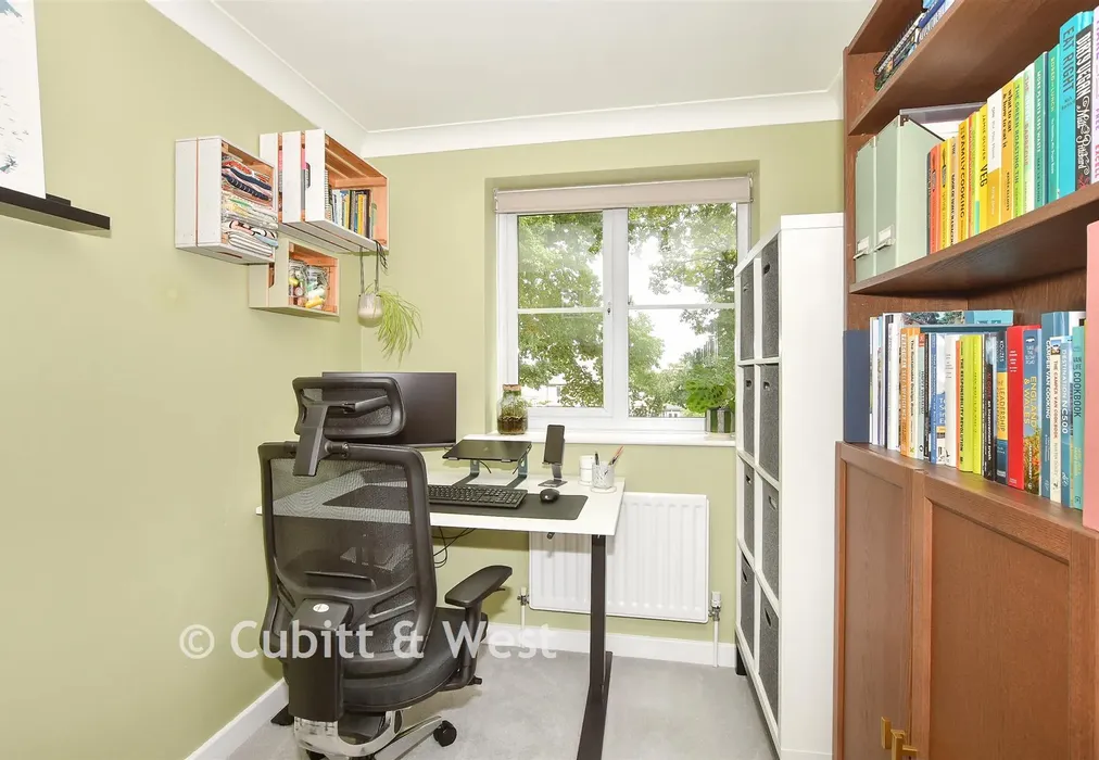 Bedroom 3 - New England Road, Haywards Heath, West Sussex - Wards of Kent