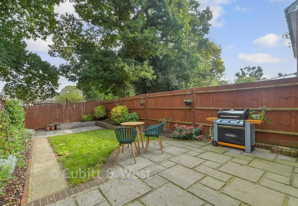 Rear Garden - New England Road, Haywards Heath, West Sussex - Wards of Kent