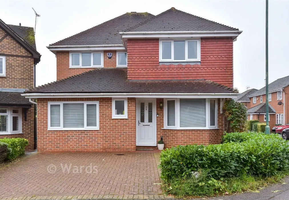 Front Web - Halfpenny Close, Barming, Maidstone, Kent - Wards of Kent