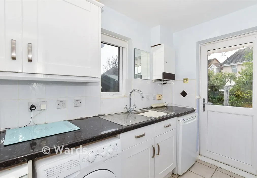 Utility Room - Halfpenny Close, Barming, Maidstone, Kent - Wards of Kent