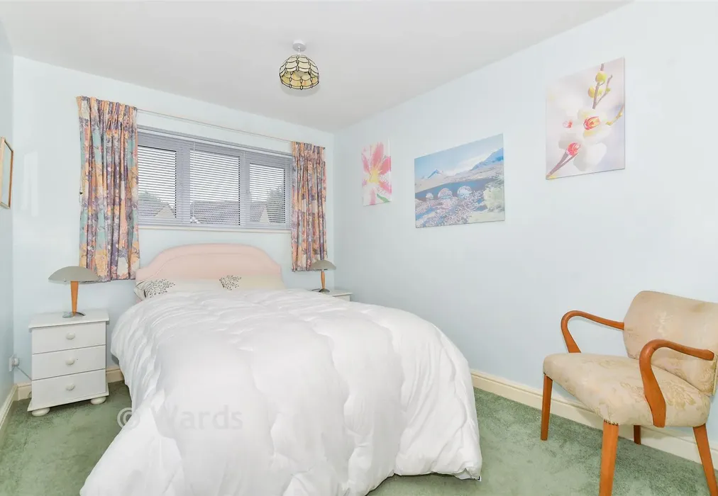 Bedroom 2 - Halfpenny Close, Barming, Maidstone, Kent - Wards of Kent