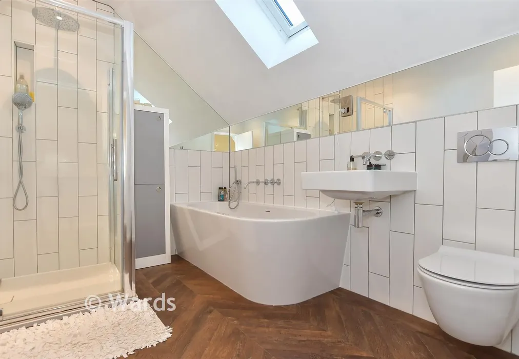 Bathroom - Burgess Fields, Lenham Heath, Maidstone, Kent - Wards of Kent