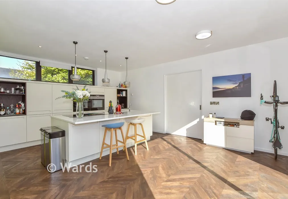 Kitchen/Breakfast Room - Burgess Fields, Lenham Heath, Maidstone, Kent - Wards of Kent