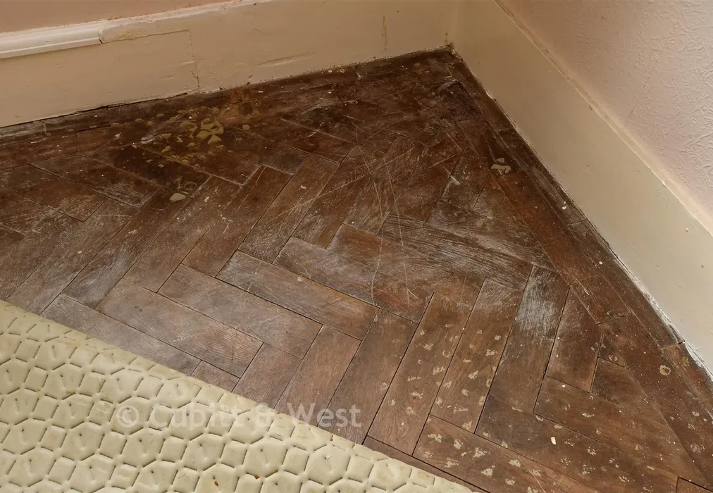 Internal Feature - Tupwood Lane, Caterham, Surrey - Wards of Kent