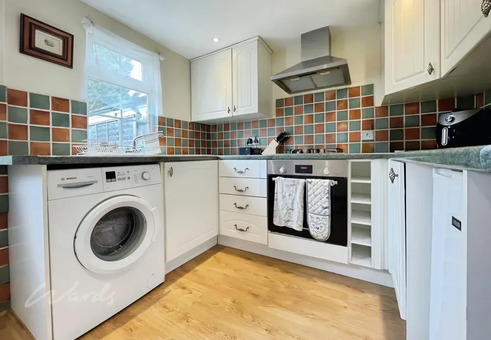 kitchen - Priory Street Tonbridge TN9 - Wards of Kent