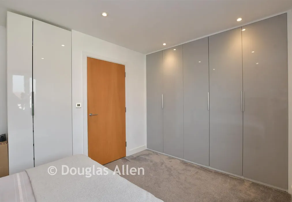 Bedroom - Spring Gardens, Romford, Essex - Wards of Kent