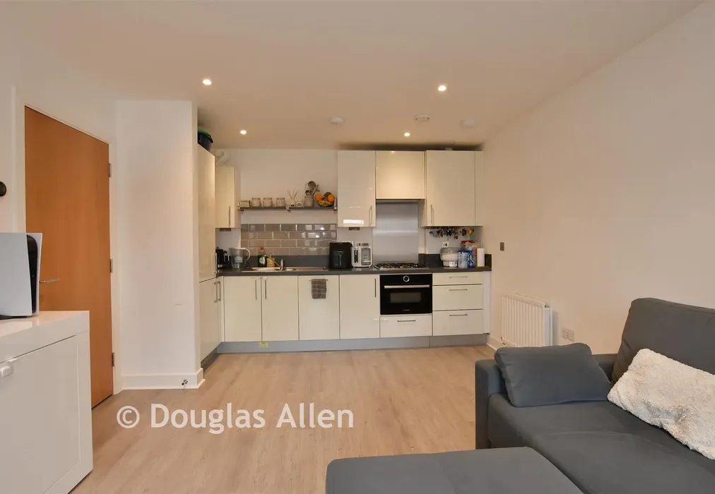 Lounge/Kitchen /Dining Room - Spring Gardens, Romford, Essex - Wards of Kent