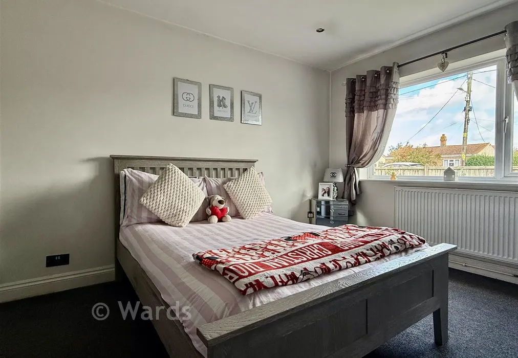Bedroom 1 - Colewood Road, Swalecliffe, Whitstable, Kent - Wards of Kent