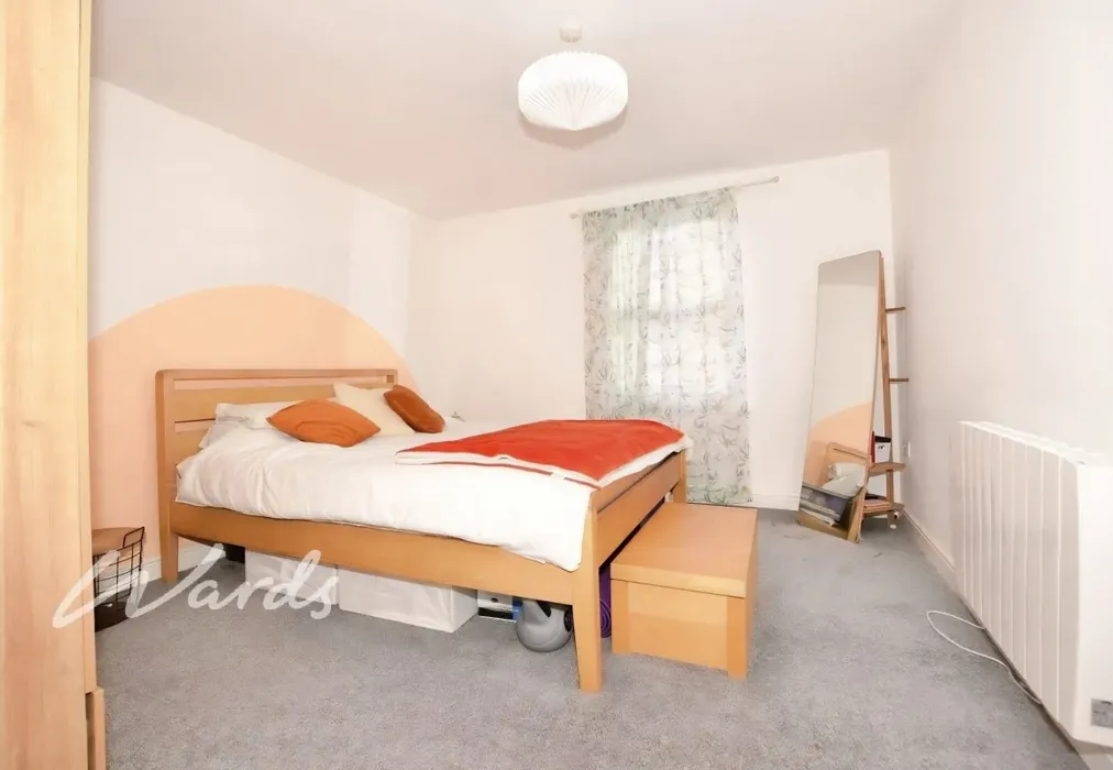 8d4b0d01-Bedroom - Bingley Court Canterbury CT1 - Wards of Kent