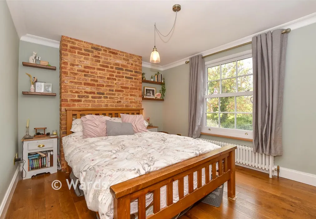 Bedroom 1 - Grange Road, St. Michaels, Tenterden, Kent - Wards of Kent