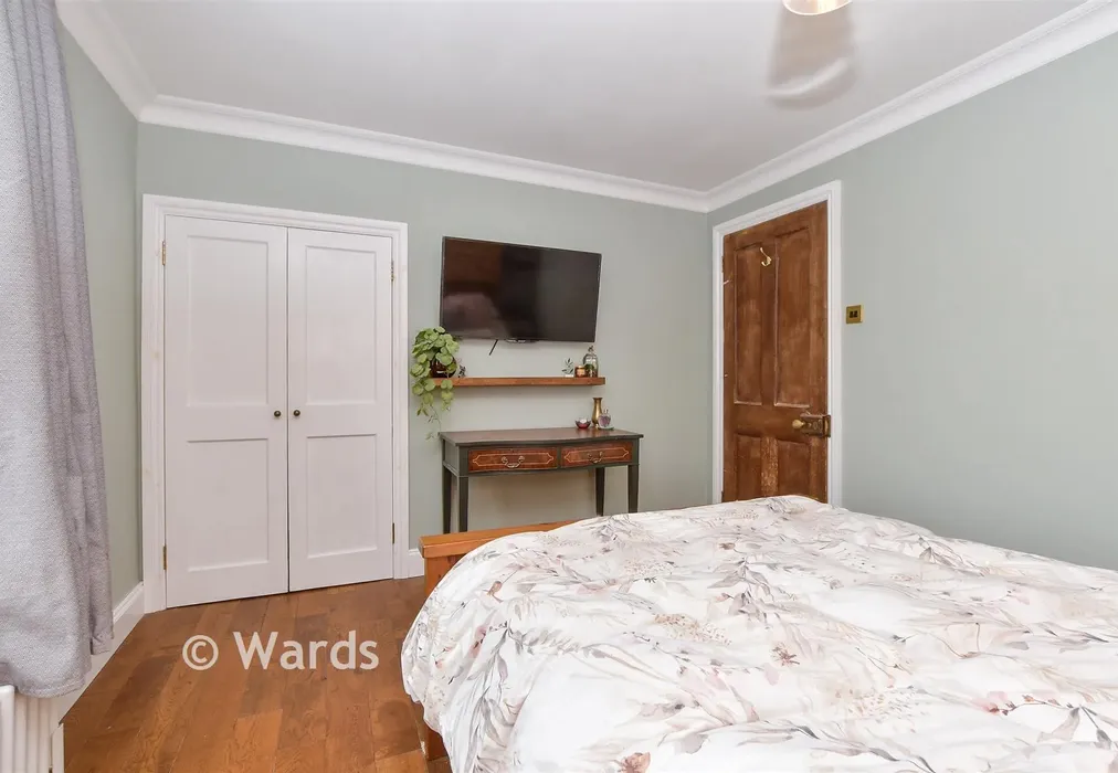 Bedroom 1 - Grange Road, St. Michaels, Tenterden, Kent - Wards of Kent