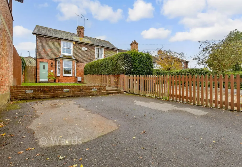 Driveway/Parking - Grange Road, St. Michaels, Tenterden, Kent - Wards of Kent