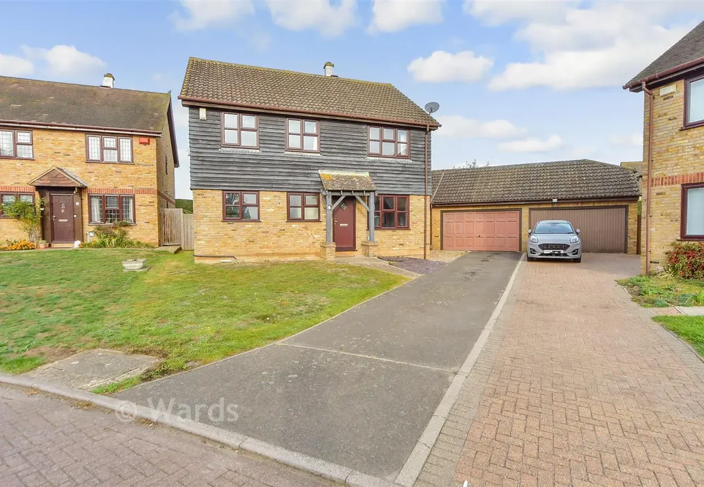 Driveway/Parking - Heron Close, Lower Halstow, Sittingbourne, Kent - Wards of Kent