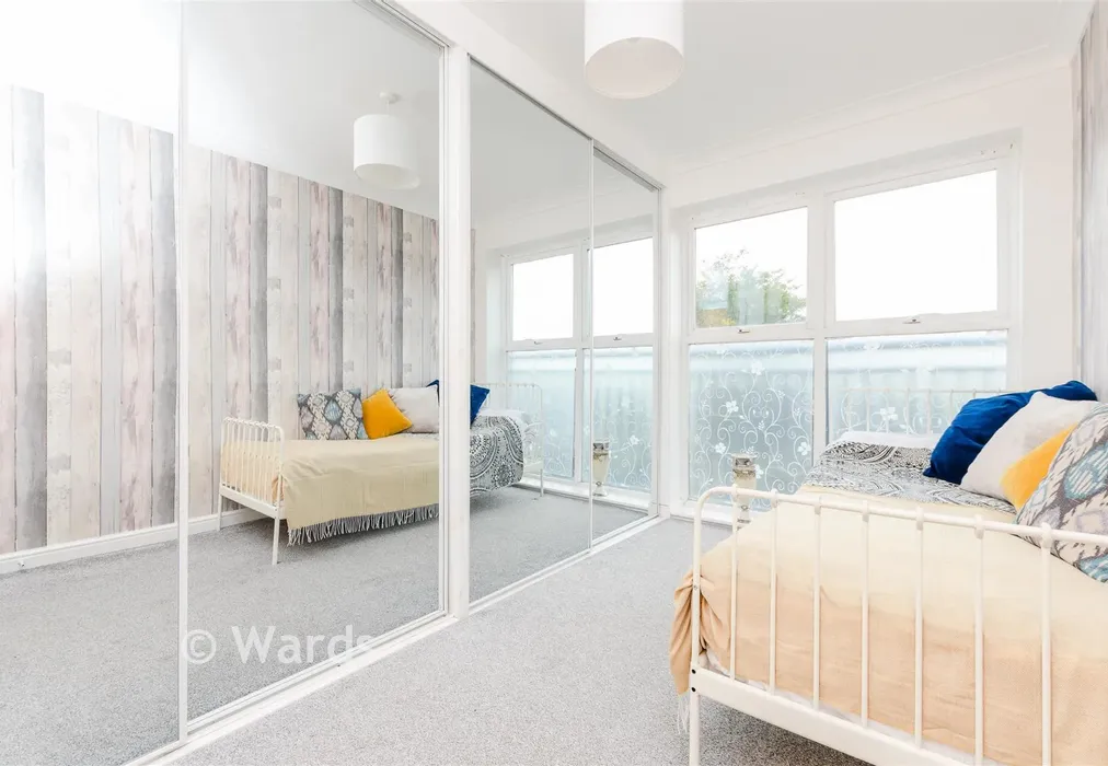 Bedroom 3 - Esparto Way, Dartford, Kent - Wards of Kent