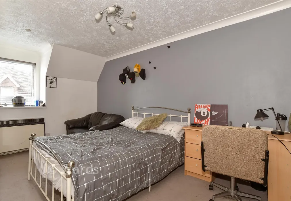 Bedroom 3 - Vale Road, Northfleet, Gravesend, Kent - Wards of Kent