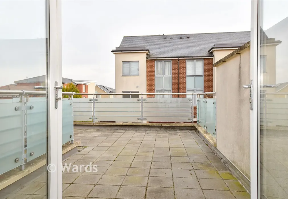 Terrace - Springhead Parkway, Gravesend, Kent - Wards of Kent