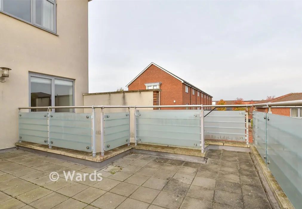 Terrace - Springhead Parkway, Gravesend, Kent - Wards of Kent