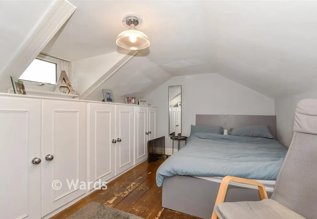 Bedroom 2 - Varnes Street, Eccles, Aylesford, Kent - Wards of Kent