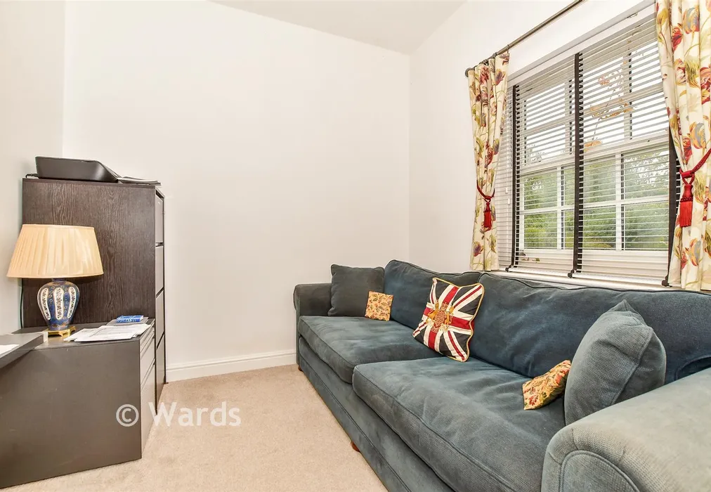 Bedroom 3 - Three Fields Road, Tenterden, Kent - Wards of Kent