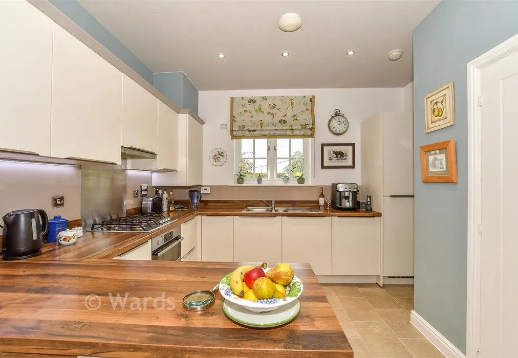 Kitchen/Diner - Three Fields Road, Tenterden, Kent - Wards of Kent