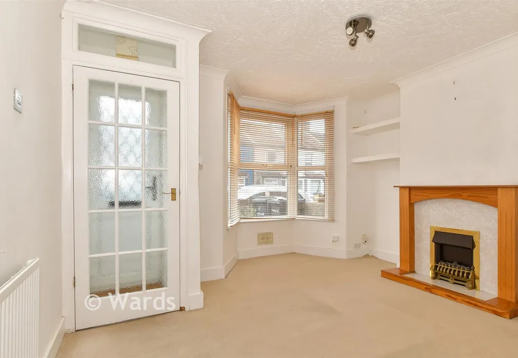 Lounge - Northcote Road, Gravesend, Kent - Wards of Kent