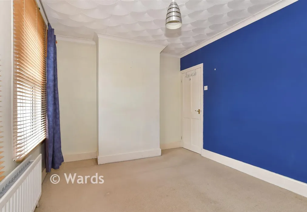 Bedroom 1 - Northcote Road, Gravesend, Kent - Wards of Kent
