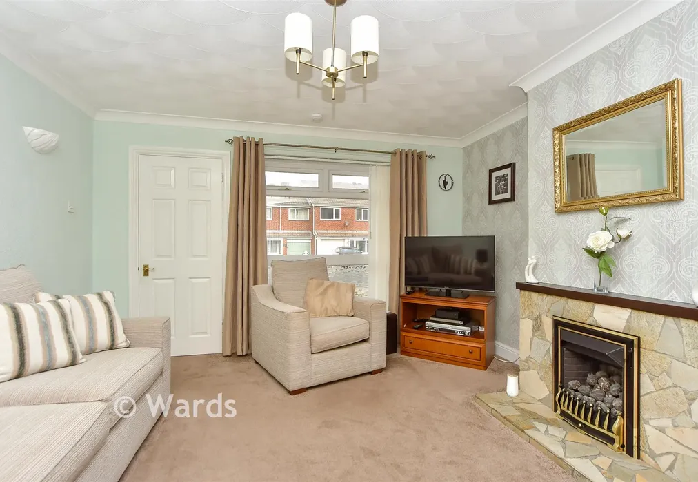 Lounge - Wilmington Way, Gillingham, Kent - Wards of Kent