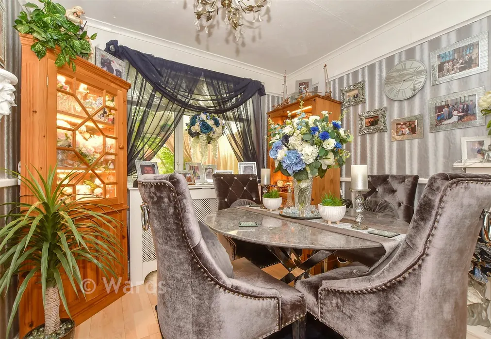 Dining Room - Repton Manor Road, Ashford, Kent - Wards of Kent