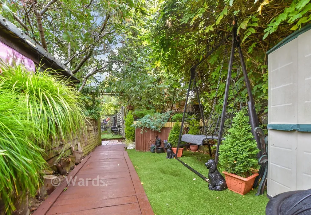 Rear Garden - Repton Manor Road, Ashford, Kent - Wards of Kent